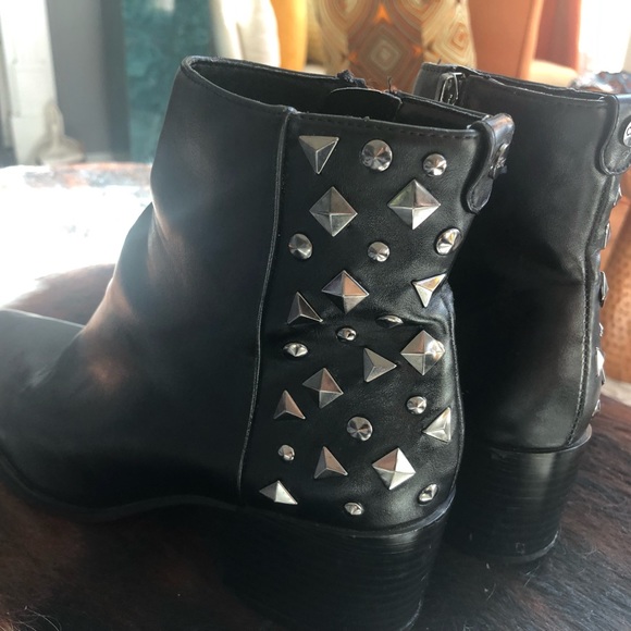 Jazzy Circus by Sam Edelman Studded Boots Sz 7.5 - Picture 7 of 8